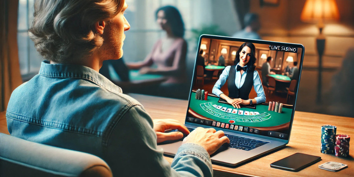 Mastering Online Poker Tactics